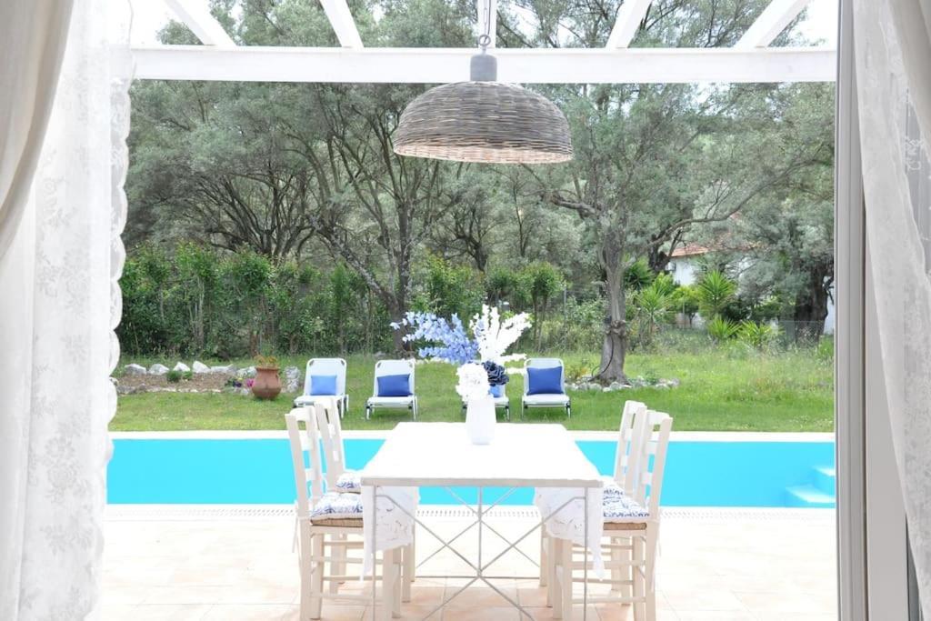 Villa Erietta Near Lefkas Center Apolpaina ภายนอก รูปภาพ